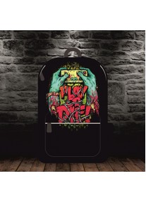 Ръчно рисувана раница PLAY OR DIE