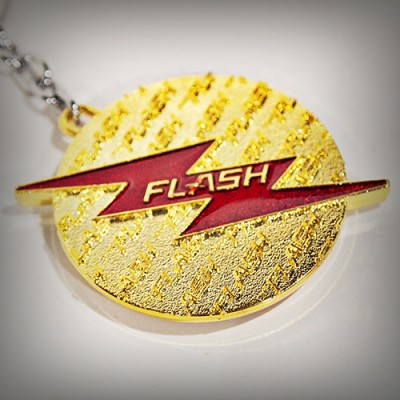 Стоманен ключодържател на The Flash - CW logo