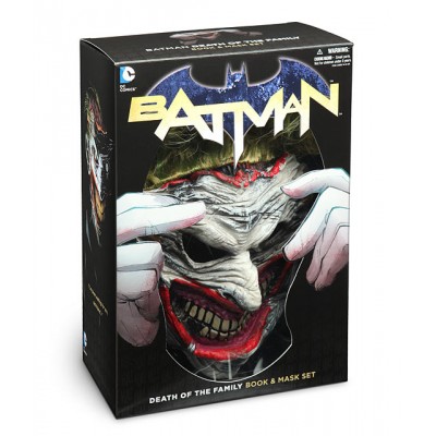 Batman: Death of the Family Mask and Book Set