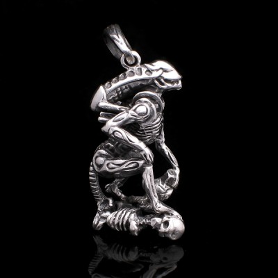 Ефектен Медальон от стомана на Alien
