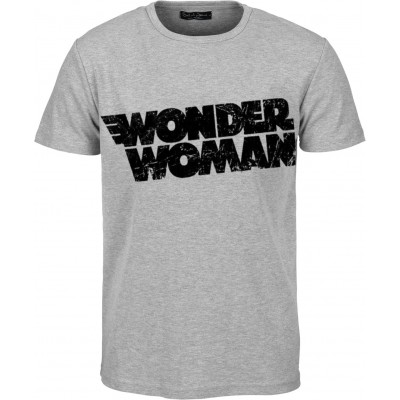Тениска на Wonder Woman - надпис