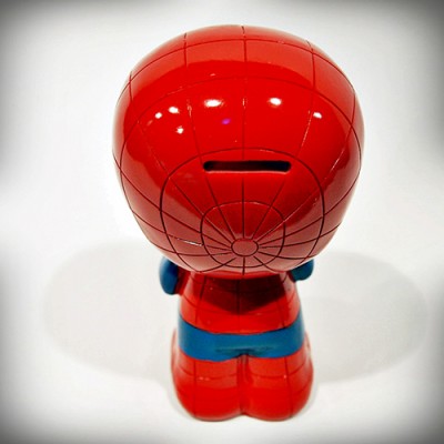 Ефектна касичка на SPIDERMAN